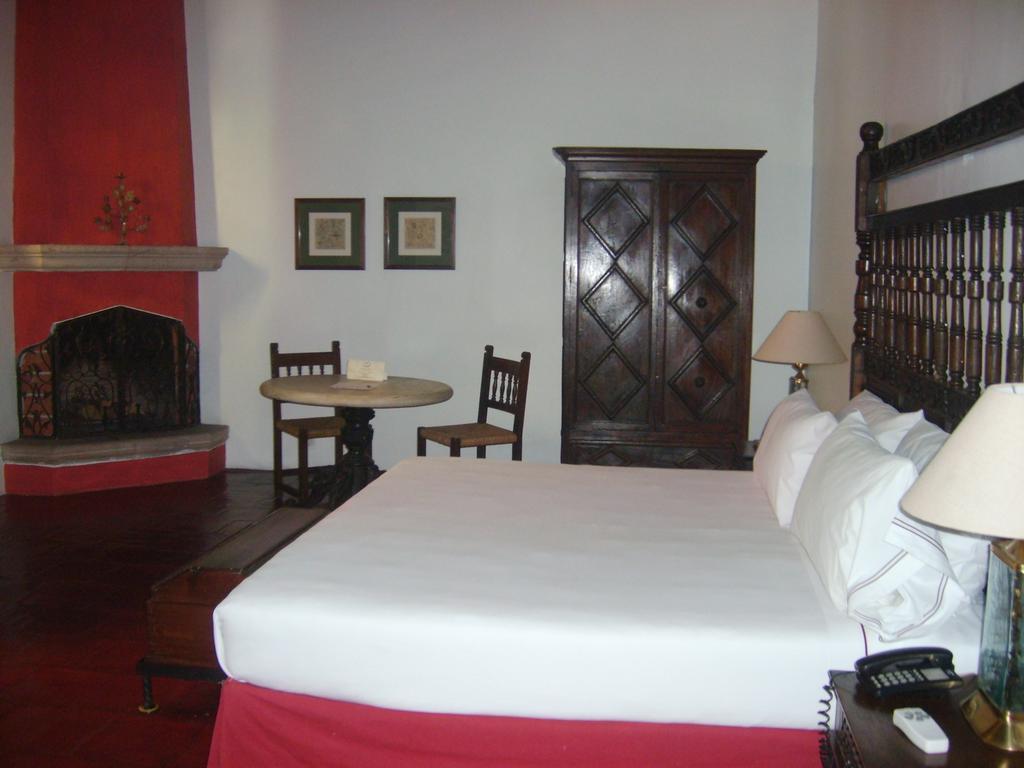 Hotel Casa Colonial - Adults Only Cuernavaca Zimmer foto